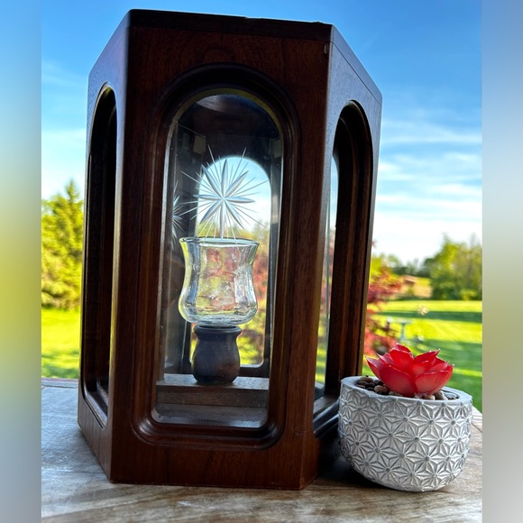 VTGKrantz Colonial WoodKrafts Hand Crafted Candle Holder Etched
Glass Hexagonal - Picture 10 of 10